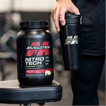 Nitro Tech - חלבון מי גבינה 100%‎ Whey Gold - עוגת תות שדה - 921 גרם - מבית MuscleTech