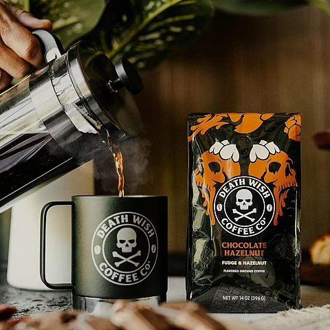קפה טחון בטעם שוקולד ואגוזי לוז 283 גרם - מבית Death Wish Coffee קפה טחון בטעם שוקולד ואגוזי לוז 283 גרם - מבית Death Wish Coffee