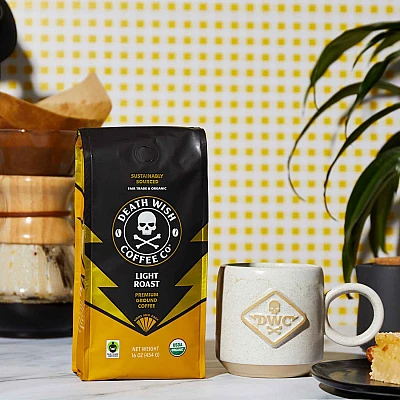 קפה טחון באיכות פרימיום קלייה קלה 283 גרם - מבית Death Wish Coffee