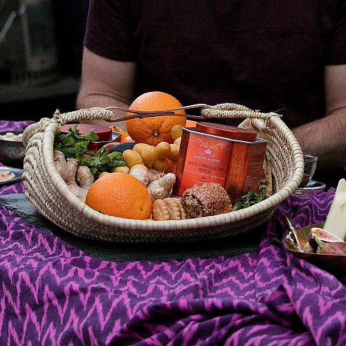 תה שחור פרימיום תבלין קינמון חריף 30 שקיקים 75 גרם - מבית Harney & Sons