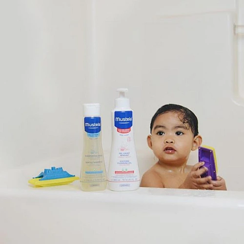 מוסטלה שמפו תינוקות לשיער עדין 300 מ"ל - מבית Mustela