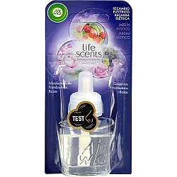 איירוויק מילוי מבשם אוויר למכשיר חשמלי בניחוח יער קסום 19 מ"ל - מבית Air Wick 