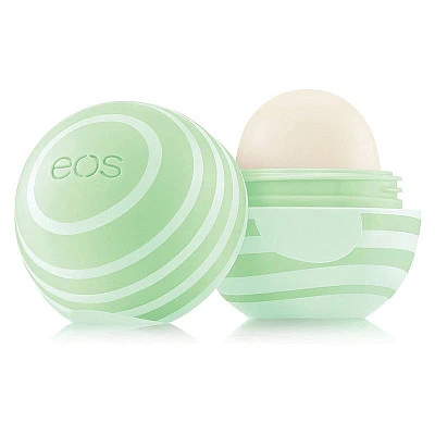 EOS Lip Balm - אי או אס שפתון לחות בטעם מלפפון מלון - בבית EOS