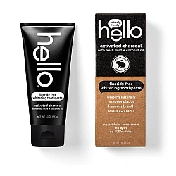 משחת שיניים מלבינה עם פלואוריד פחם פעיל נענע מרעננת ושמן קוקוס 113 גרם - מבית Hello