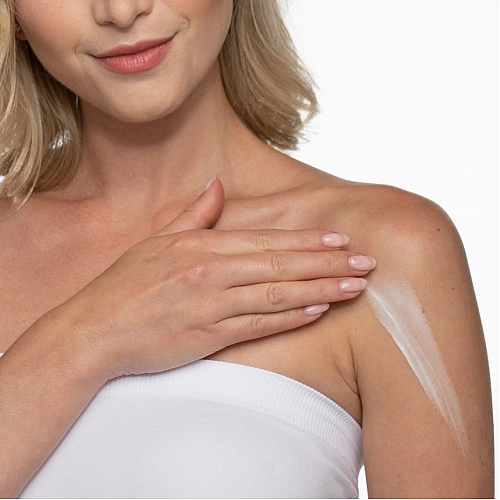 פאלמרס תחליב לגוף יומי להזנה ולריכוך עם חמאת שיאה ויטמין E נפח 400 מ"ל - Palmer's