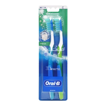 מברשת שיניים 3D WHITE מדיום 40 - מבית Oral B